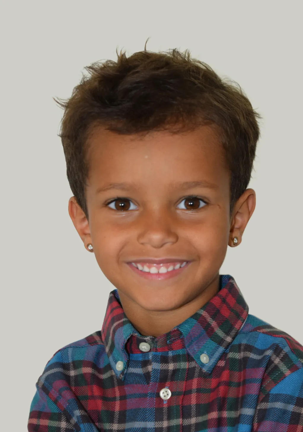 KellyCo Faces talent headshot: Johnny Hillary